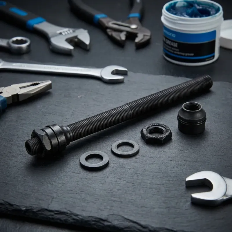 Kracherpreis SHIMANO Hohlachse FH-M475-R Komplettkit - Ersatzachse für Hinterradnabe, ca. 100 g