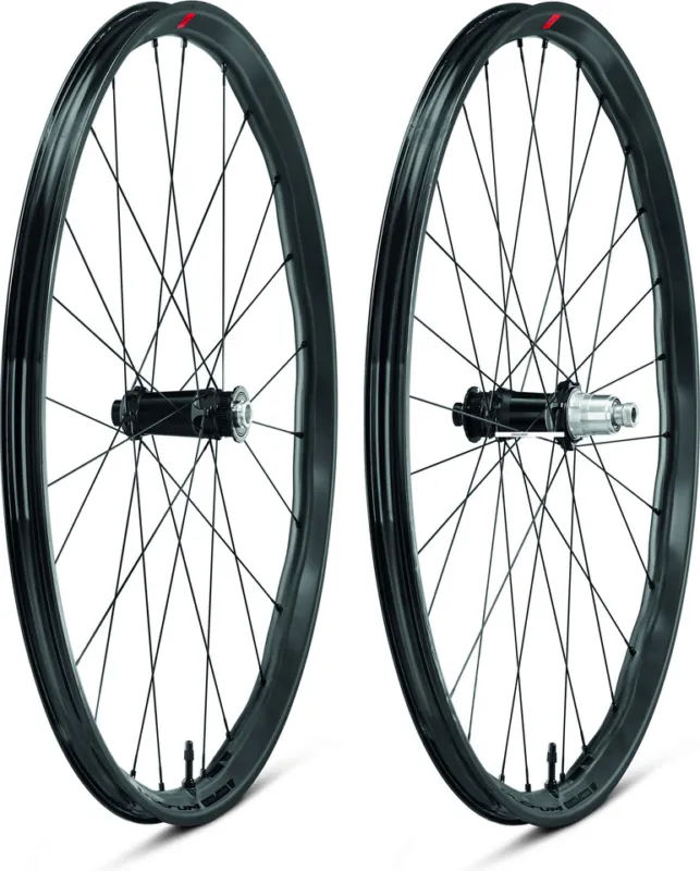 Fulcrum Red Zone Disc Center Lock Carbon Plus 29" Laufradsatz - schwarz | 148 mm | 110 mm | Shimano Micro Spline | Boost | Boost | 29" Must-Have
