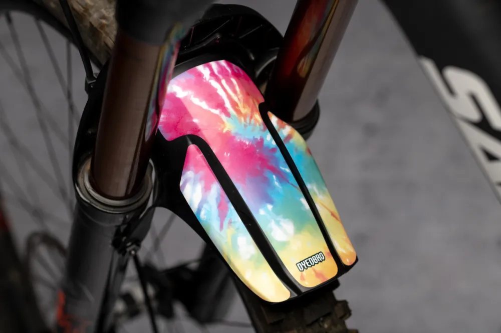 Markenware DYEDBRO Decal Kit für Fox Racing Shox 36 / 38 Mudguard - tie dye