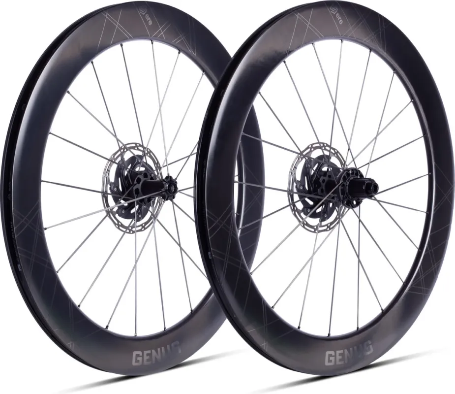 Billig ERE Research Genus II AE65-R Carbon Disc Center Lock 28" Laufradsatz - black-black | Non Boost | 28" | 142 mm | 100 mm | SRAM XDR | Non Boost